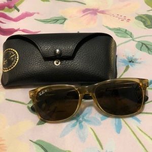 Polarized Ray Ban Wayfarers